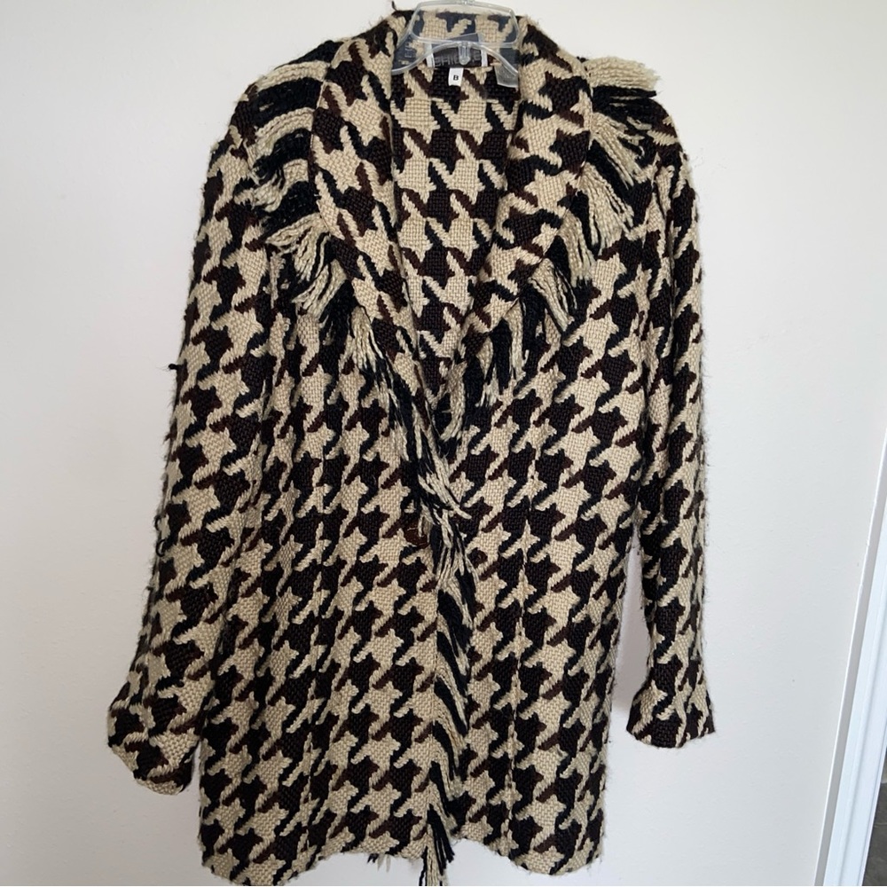Chicos Houndstooth Ladies Coat Brown/ Beige Size 1 Chunky Knit Long Sleeves